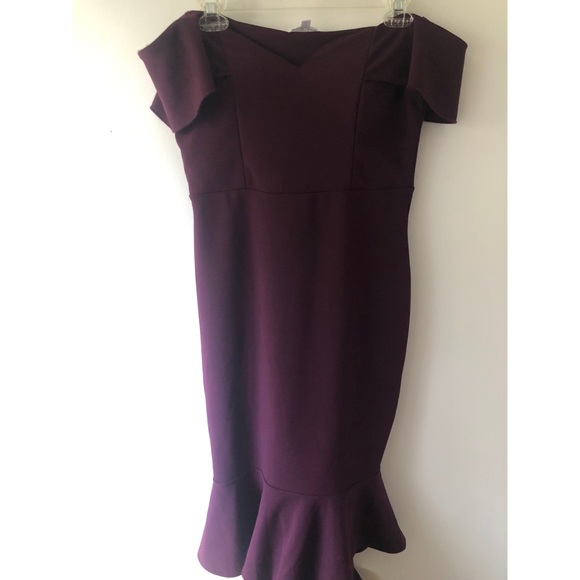 Emerald Sundae Dresses & Skirts - WORN ONCE. Off the shoulder dress
